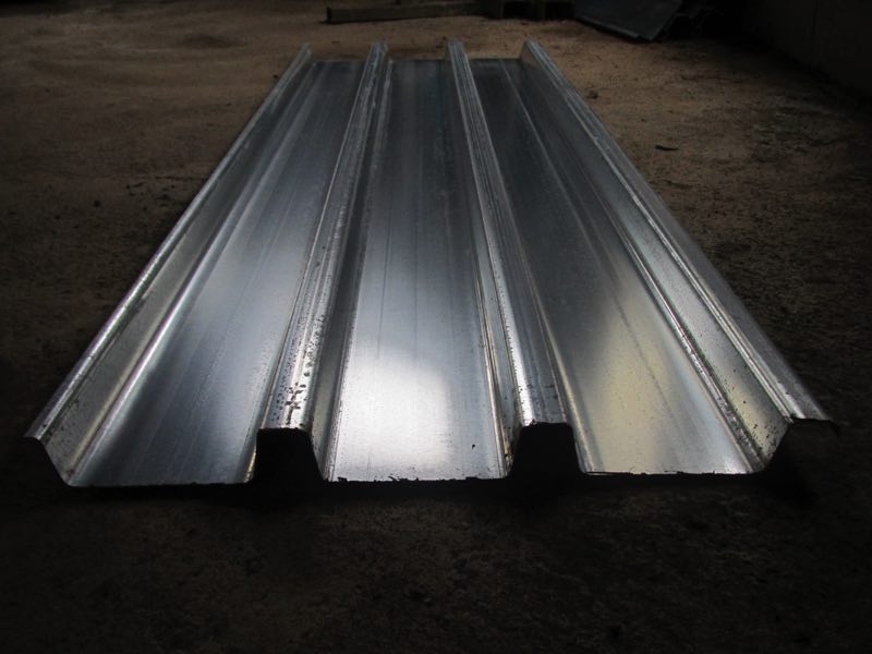 デッキプレート